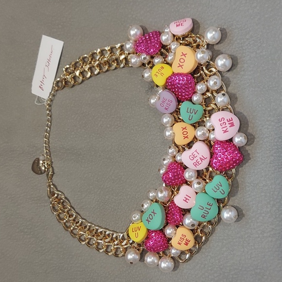 Betsey Johnson Jewelry - BETSEY JOHNSON THINK  PINK SWEETHEART CANDY STATEMENT NECKLACE
